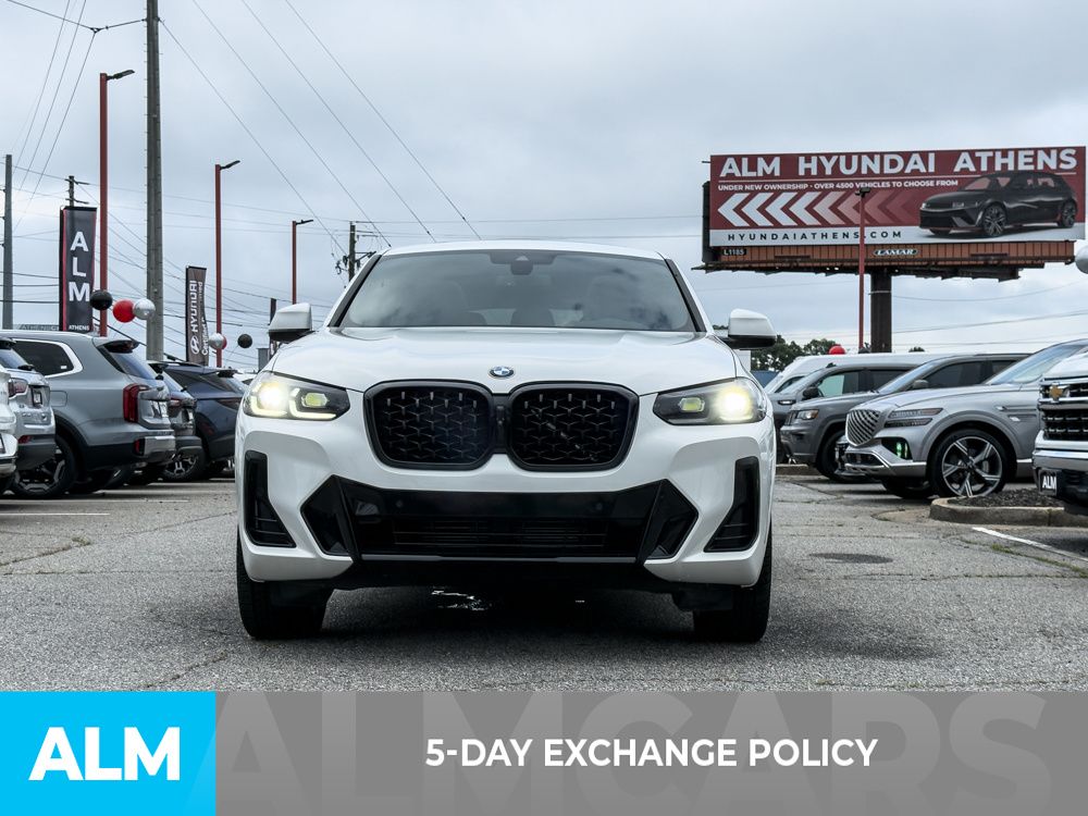 Used 2023 White BMW xDrive30i image 3
