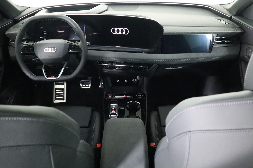 2025 Audi e-tron Premium 14