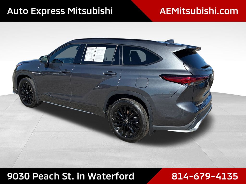 2023 Toyota Highlander XSE - 4