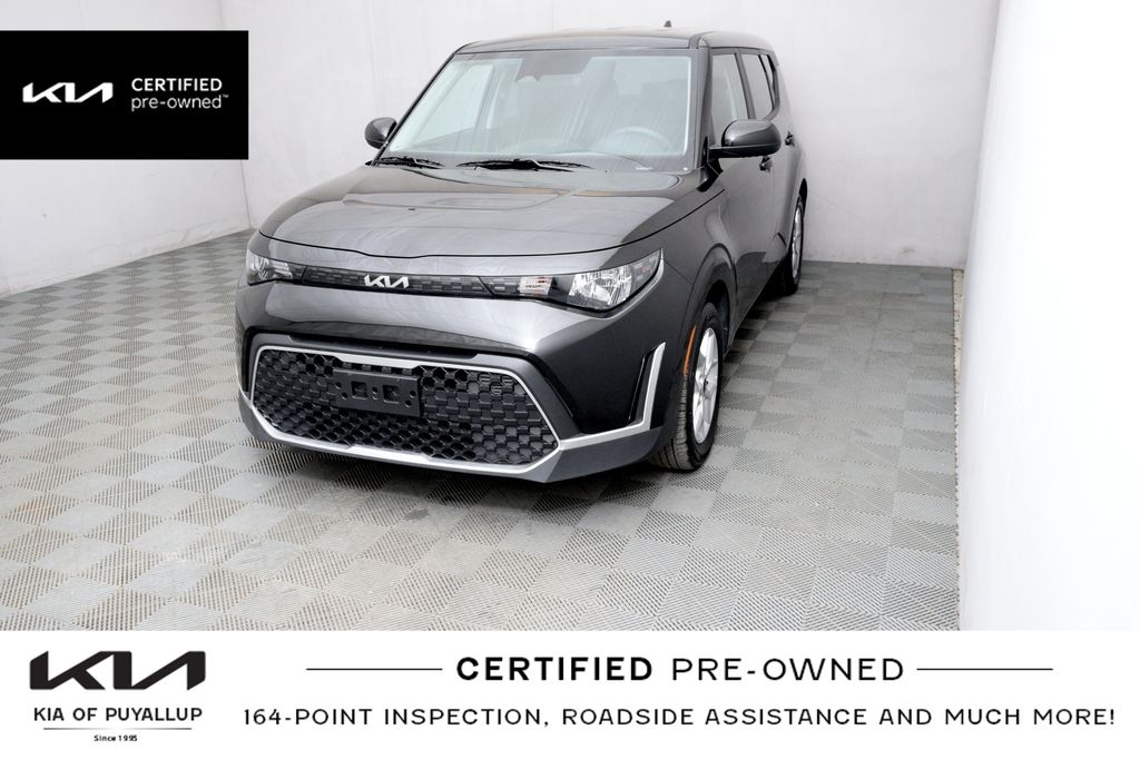 Black 2025 Kia Soul SUV / Crossover Front-Wheel Drive Continuously Variable Transmission