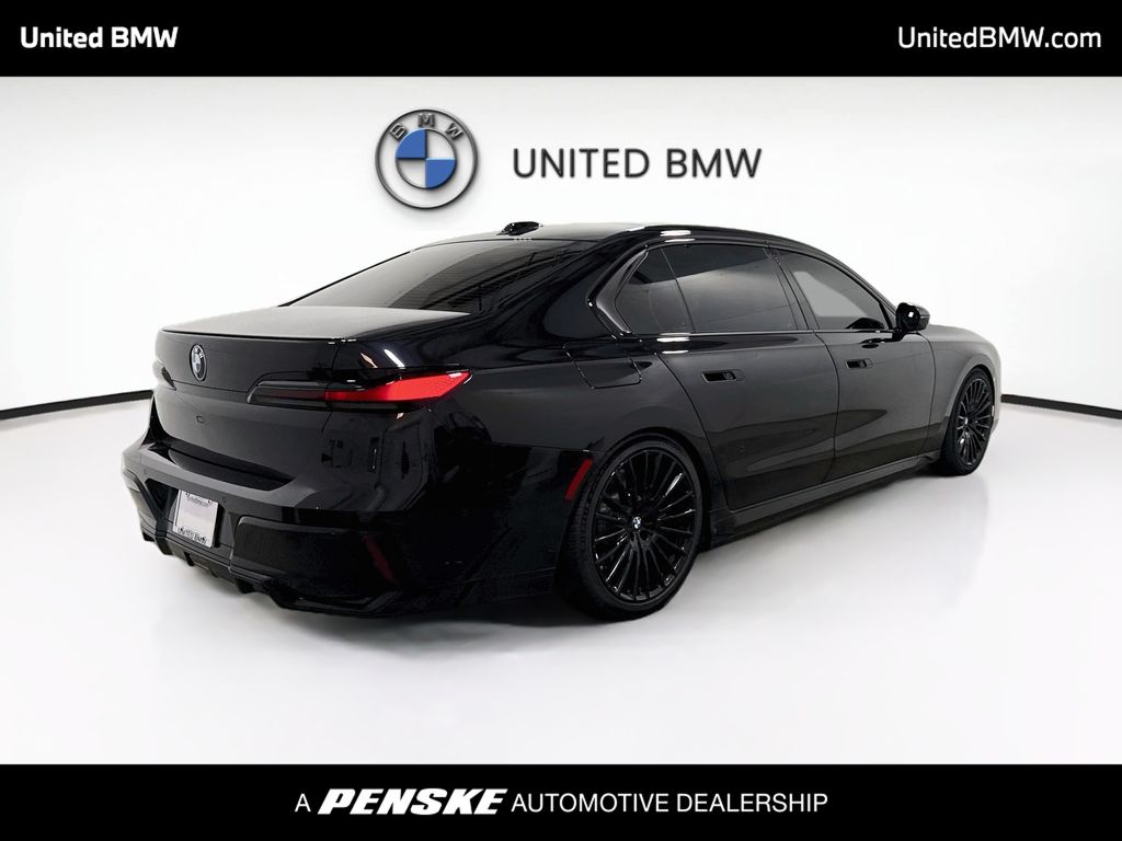 Thumbnail: 2025 BMW i7 - 5