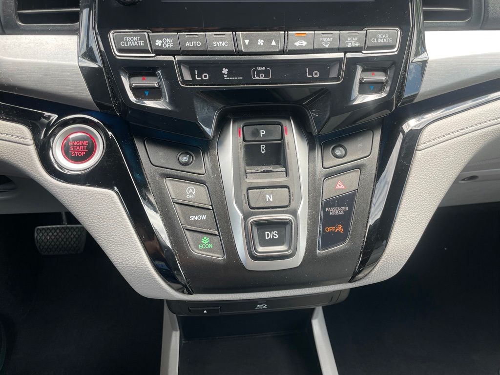 Thumbnail: 2023 Honda Odyssey - 18