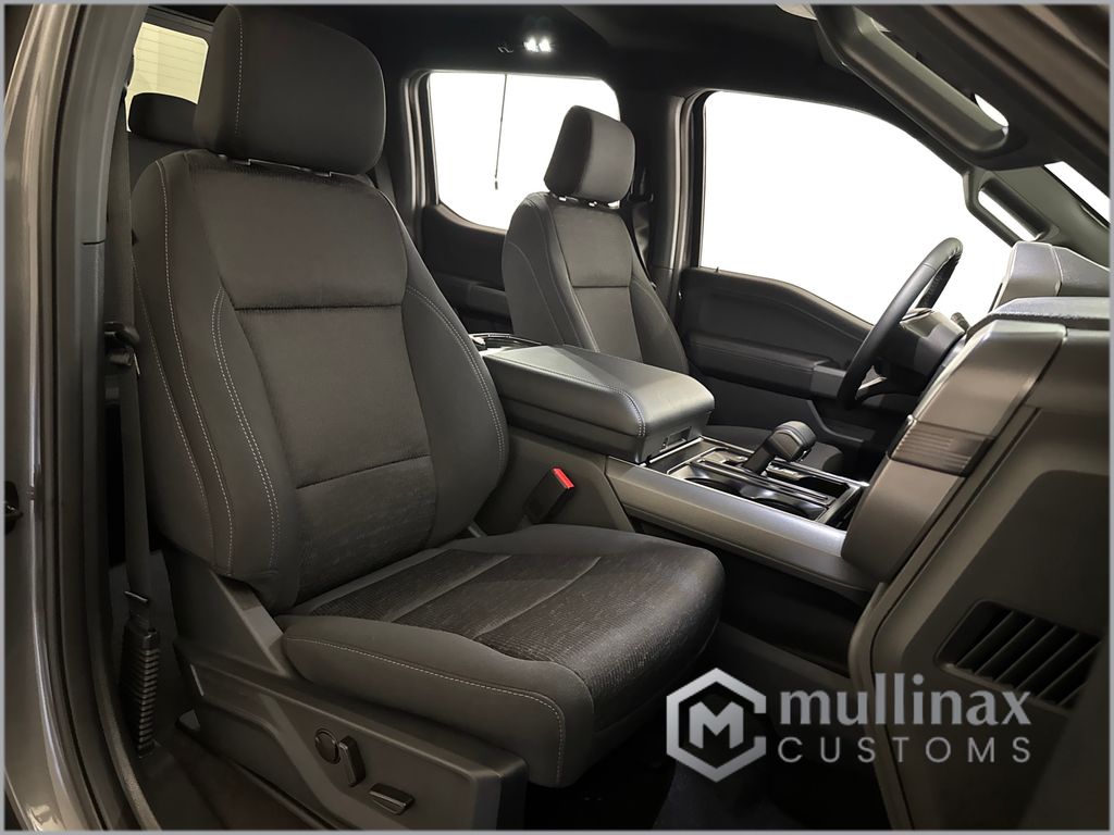 New 2026 Gray Ford XLT image 32
