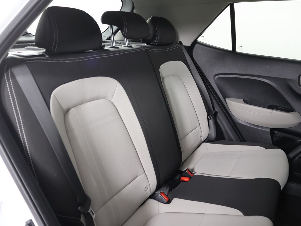 Certified Used 2024 White Hyundai SEL image 28