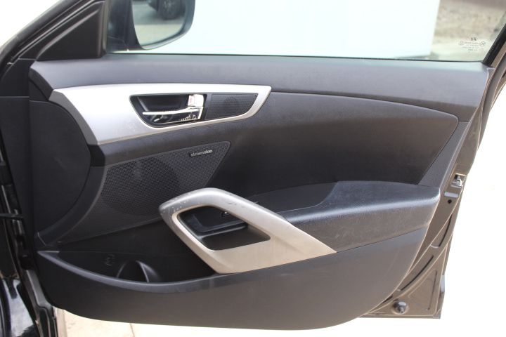 Used Car 2013 Hyundai Veloster  Re:mix For Sale Under $10,000 In Georgetown, Texas