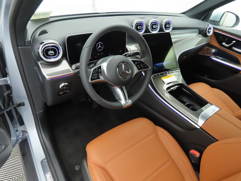 Thumbnail: 2026 Mercedes-Benz GLC - 10