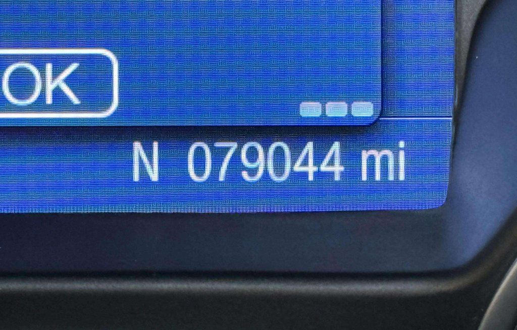 Used 2014 Tuxedo Black Metallic Ford SE image 21