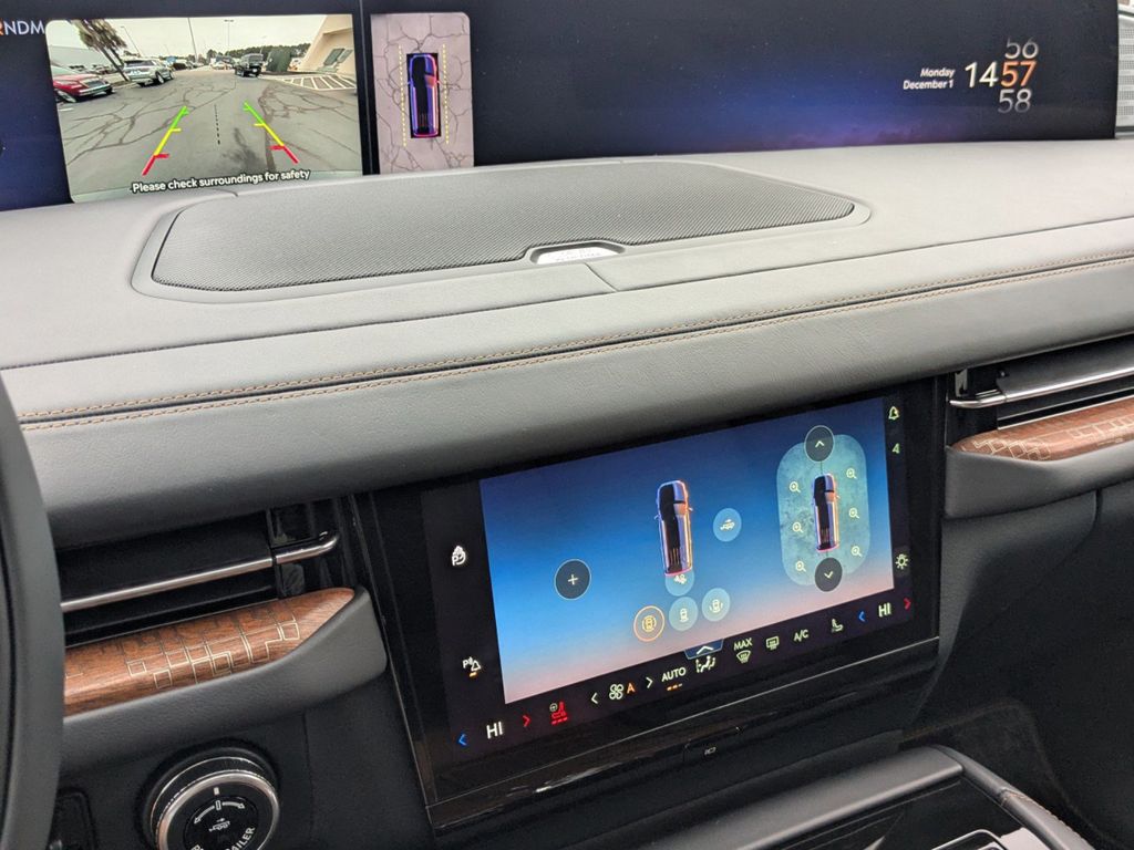 2025 Lincoln Navigator Black Label L