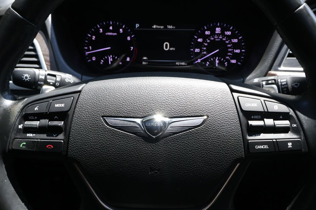 Thumbnail: 2018 Genesis G80 - 26