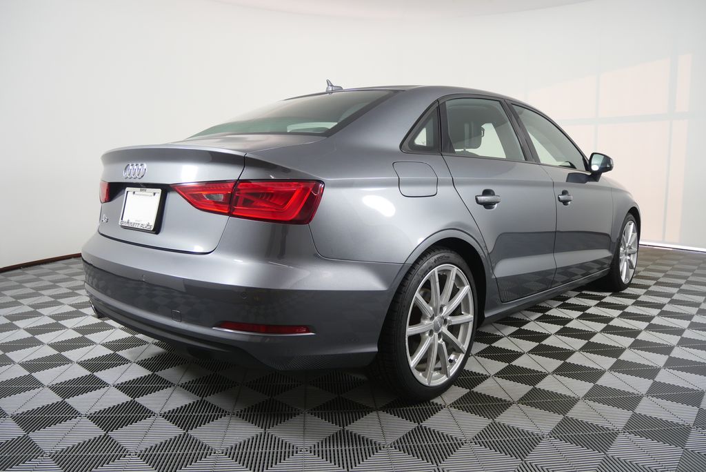 Thumbnail: 2016 Audi A3 - 3