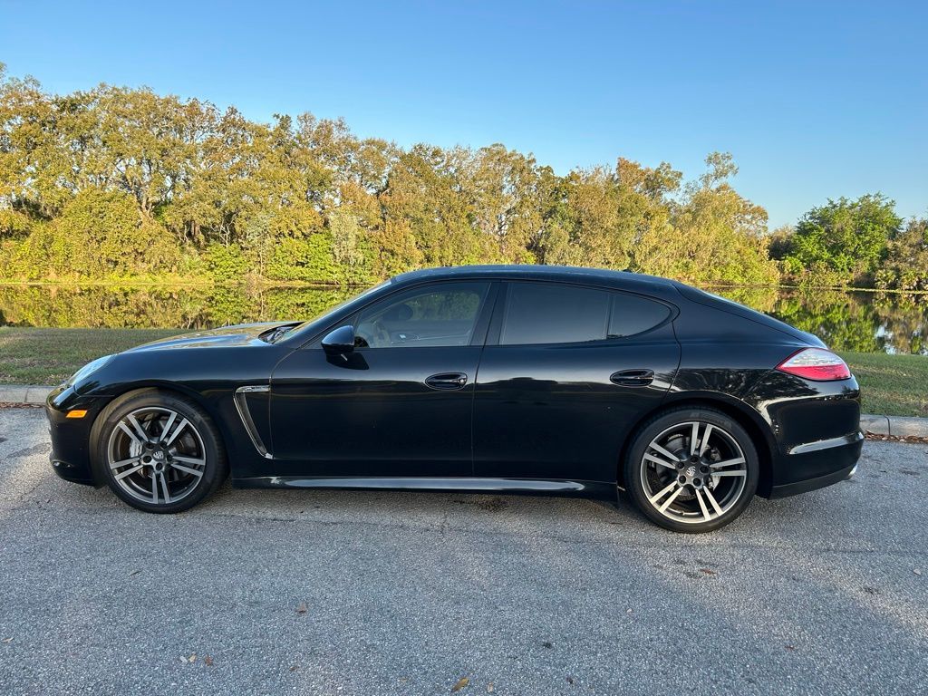 Thumbnail: 2012 Porsche Panamera - 2