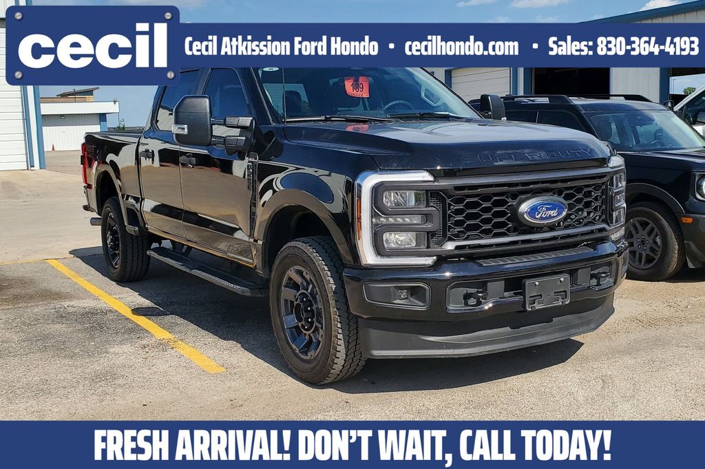 2024 Ford F-250 Super Duty XL Crew Cab 4WD
