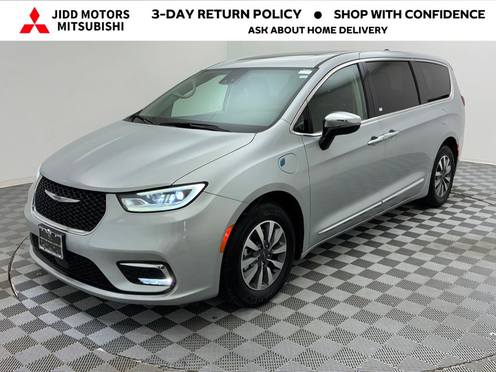 2023 Chrysler Pacifica Hybrid