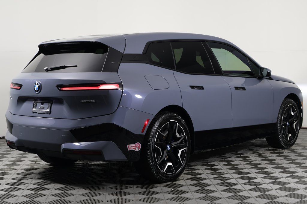 Thumbnail: 2024 BMW iX - 4