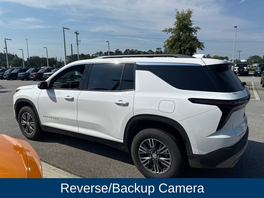 2026 Chevrolet Traverse FWD LT