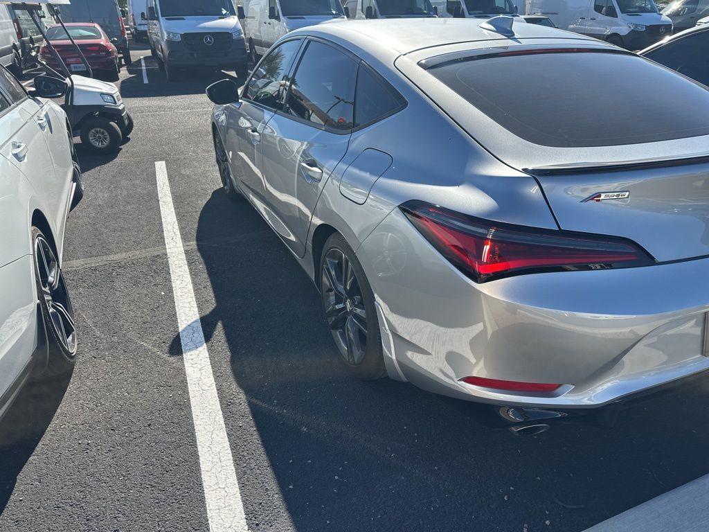 Thumbnail: 2023 Acura Integra - 6