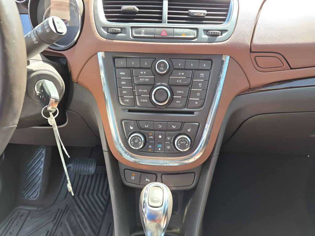 Used 2016 White Buick Premium image 33
