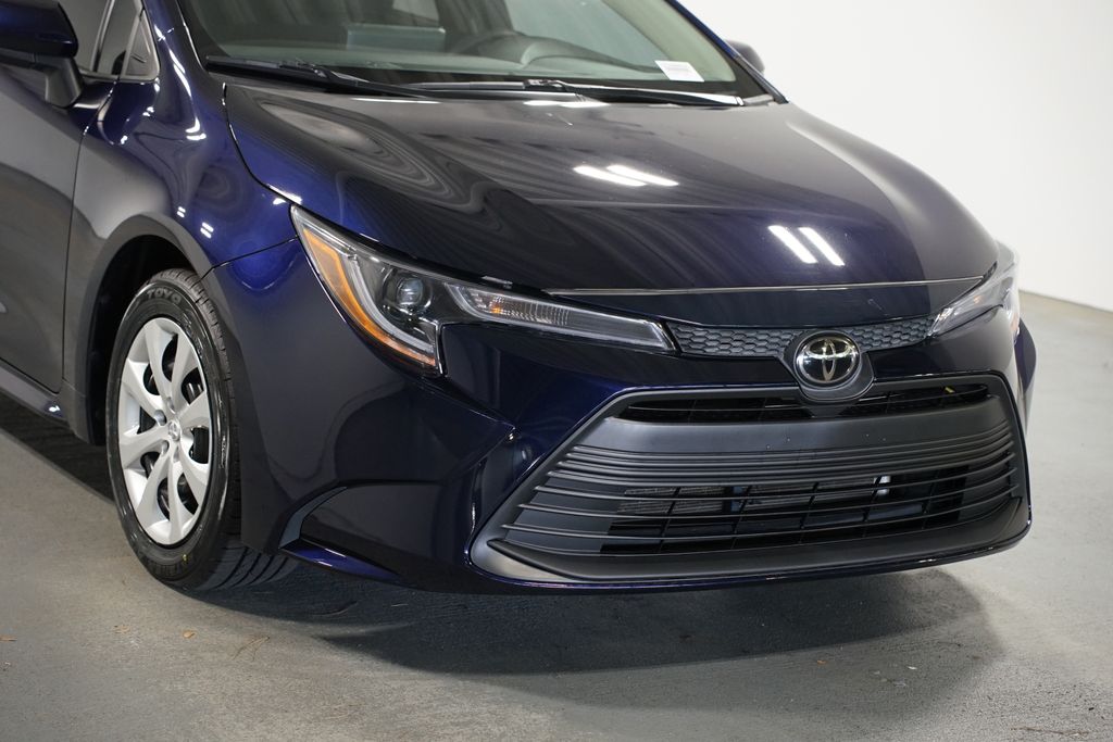Thumbnail: 2023 Toyota Corolla - 4