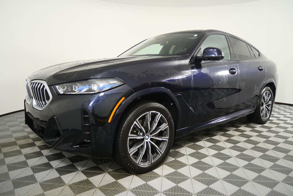 Thumbnail: 2025 BMW X6 - 8