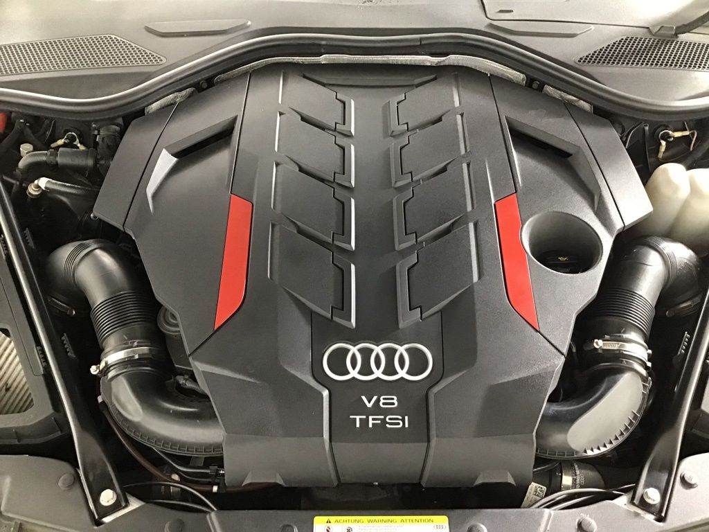 Used 2020 Black Audi 4.0T image 17