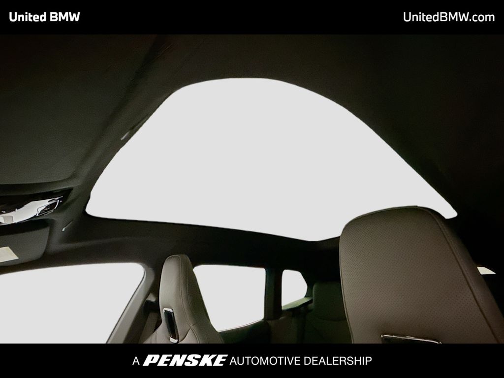 Thumbnail: 2023 BMW iX - 12