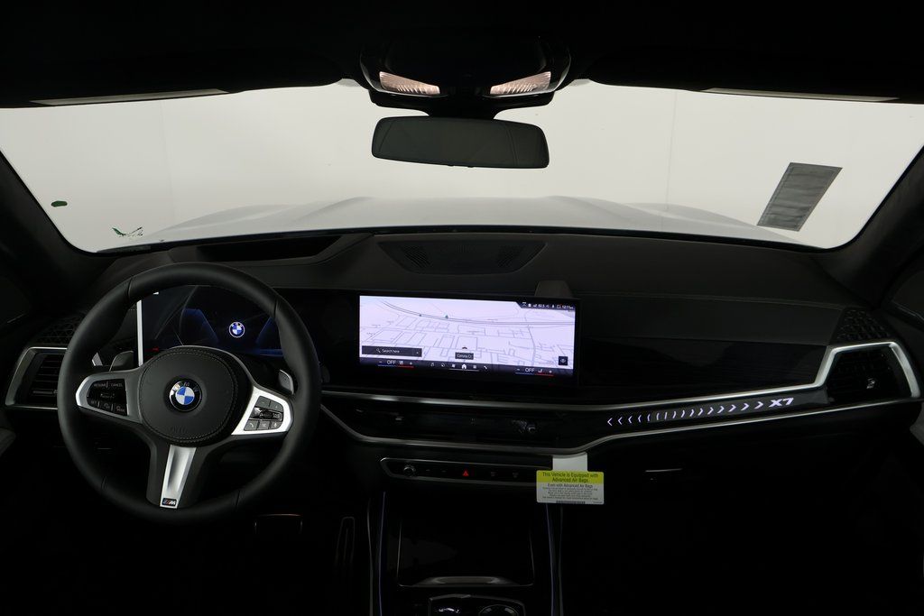 2025 BMW X7 xDrive40i 4