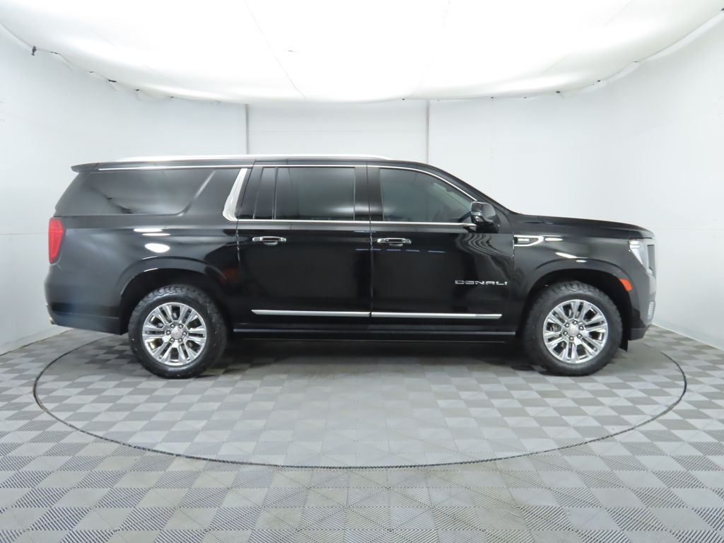 Thumbnail: 2023 GMC Yukon XL - 4