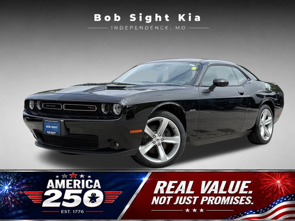 2018 Dodge Challenger R/T's photo