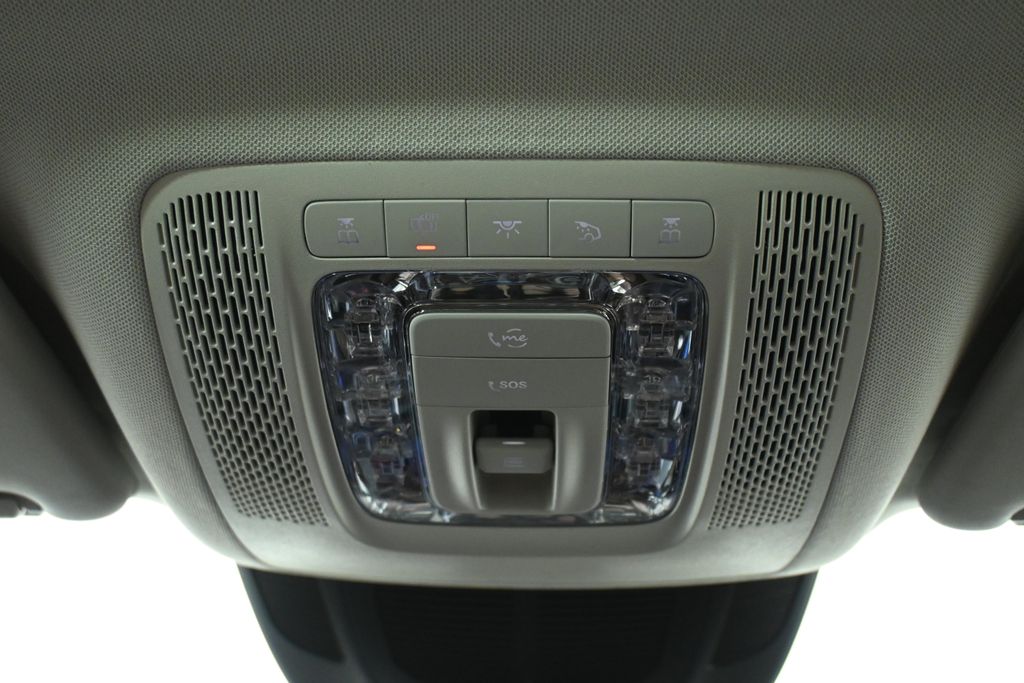 Thumbnail: 2026 Mercedes-Benz GLE - 16