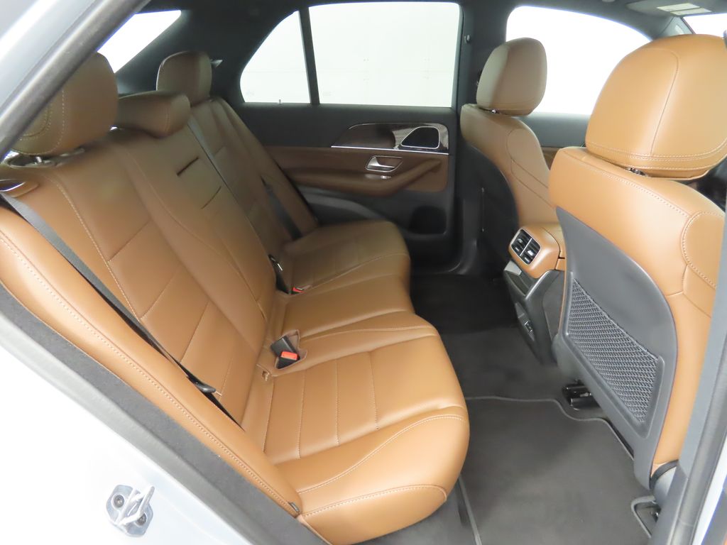 Thumbnail: 2025 Mercedes-Benz GLE - 22