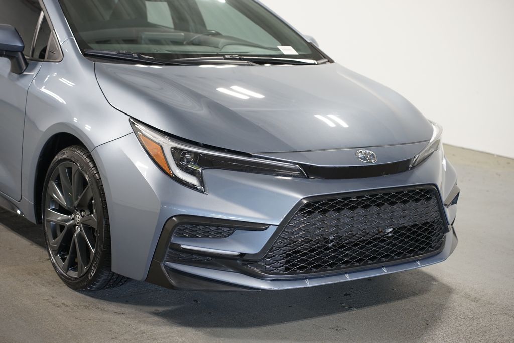 Thumbnail: 2024 Toyota Corolla - 4