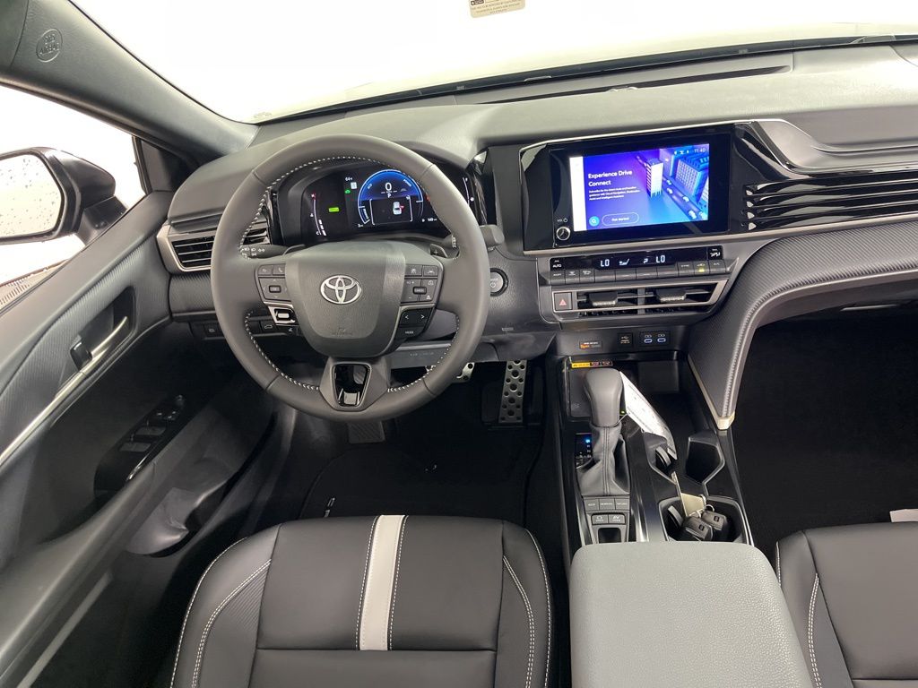 2025 Toyota Camry SE 5