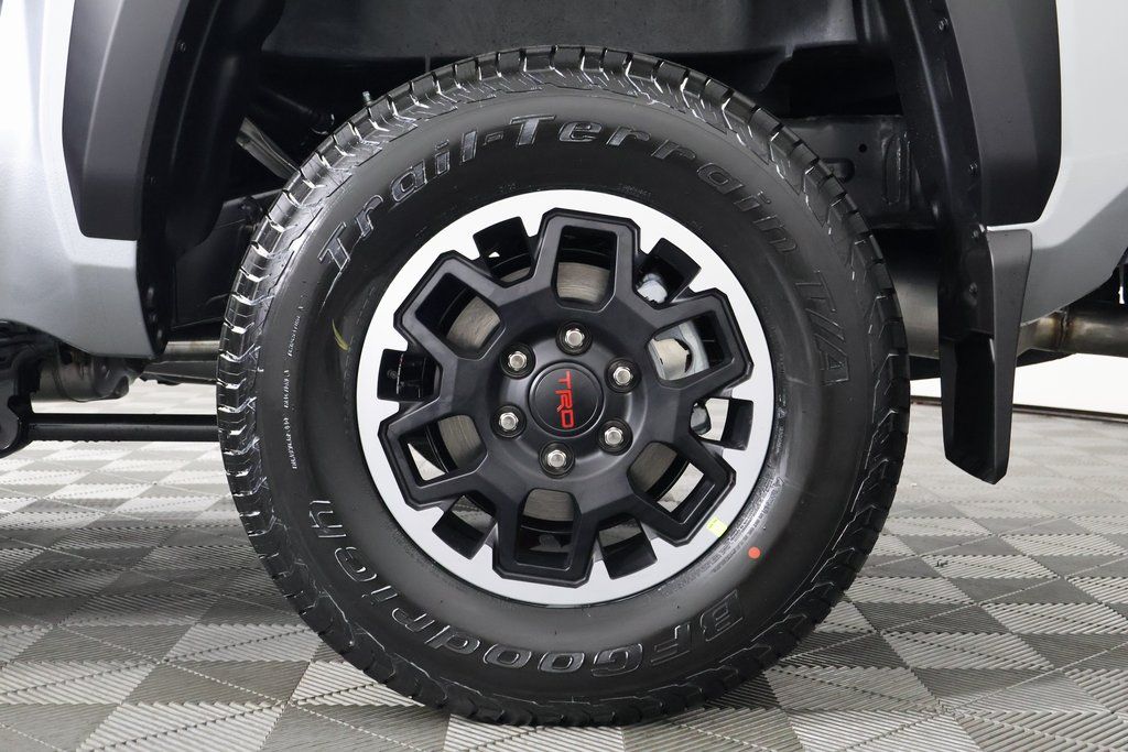 Thumbnail: 2025 Toyota Tacoma - 10
