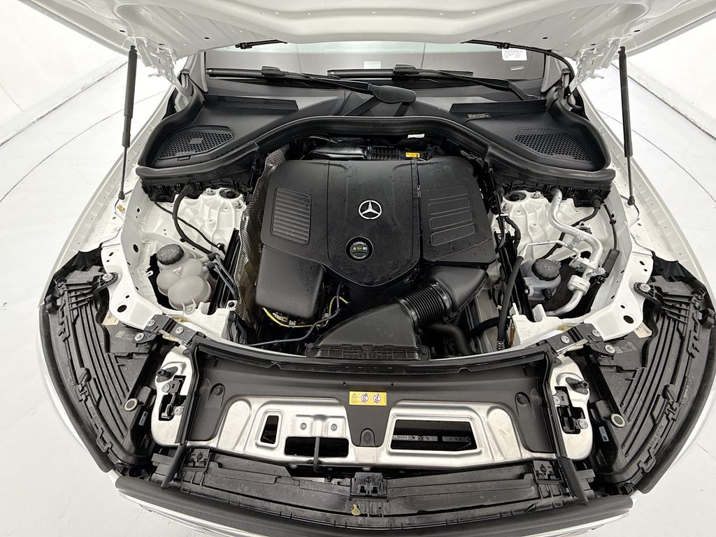 Thumbnail: 2026 Mercedes-Benz GLC - 27