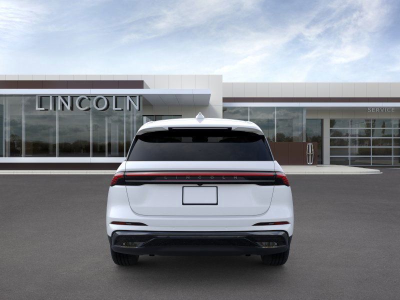 New 2026 White Platinum Clearcoat Metallic Lincoln Premiere image 5
