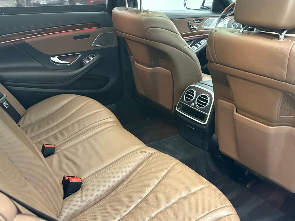 Thumbnail: 2016 Mercedes-Benz S-Class - 31