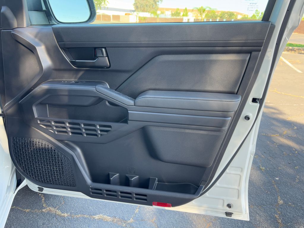2024 Toyota Tacoma SR 24