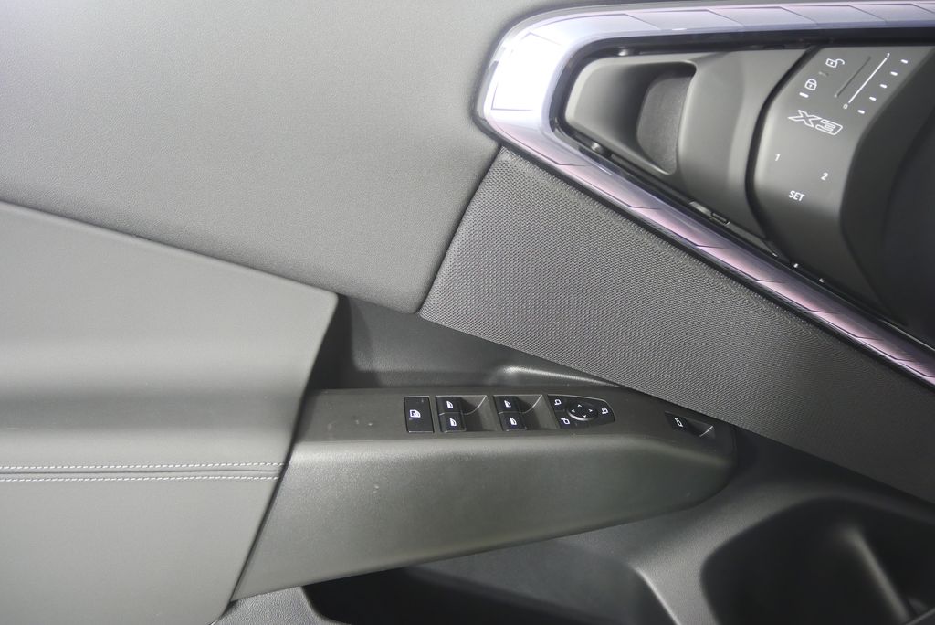 2025 BMW X3 3.0i 8