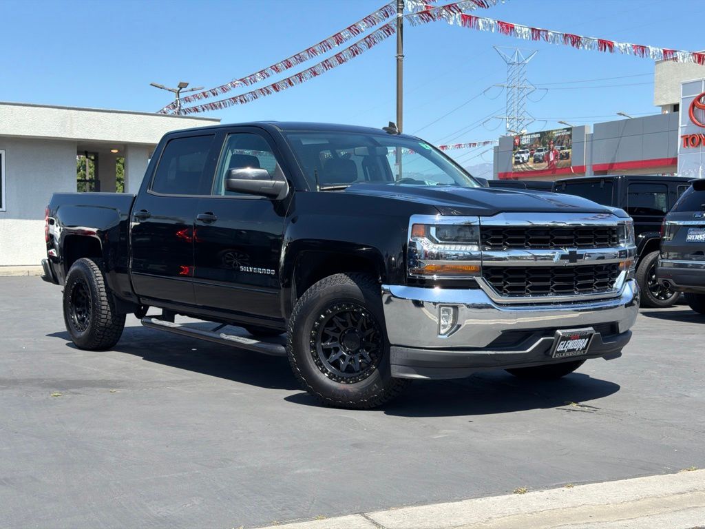 Black 2018 Chevrolet Silverado 1500 LT Crew Cab RWD Pickup Truck 4X2 6-Speed Automatic Overdrive