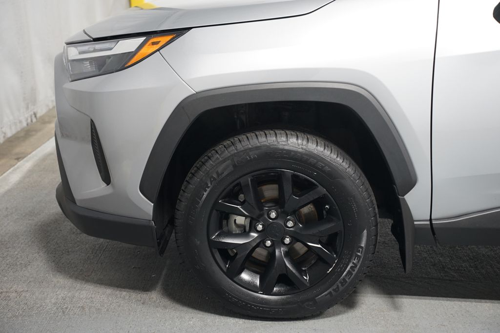 Thumbnail: 2024 Toyota RAV4 - 5