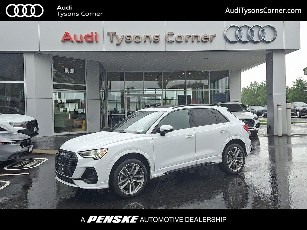 2024 Audi Q3 Premium Plus -
                Vienna, VA
