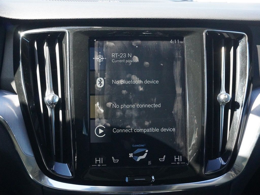 Used 2020 Gray Volvo T5 image 47