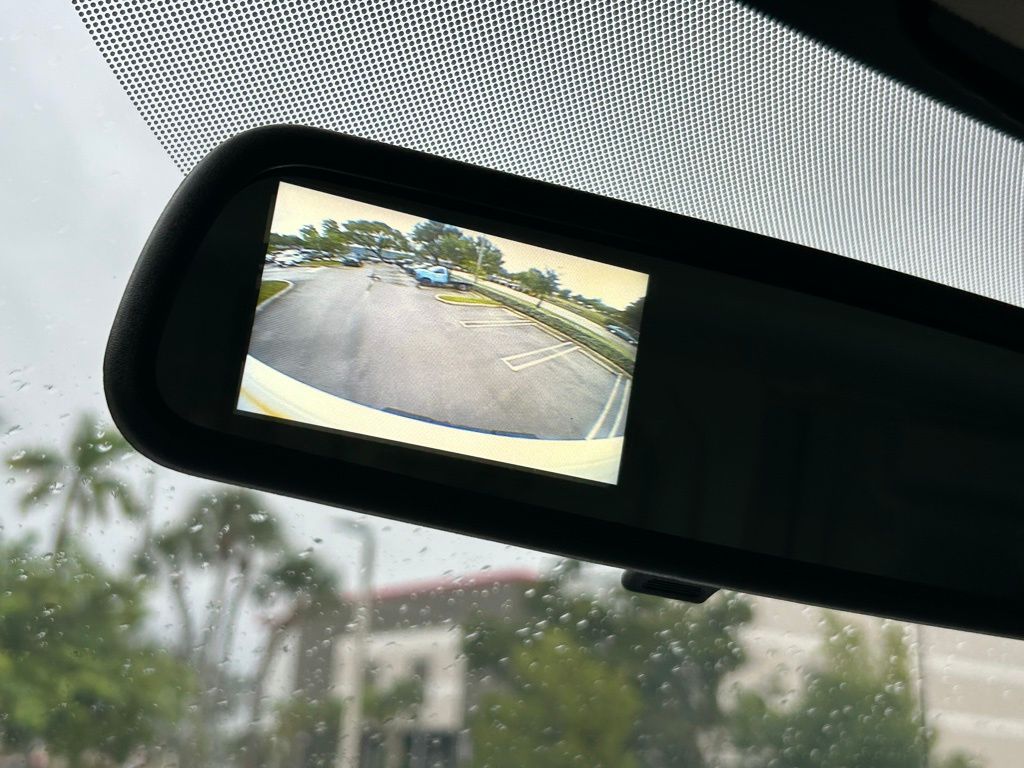 New 2025 Summit White Chevrolet Work Van image 13