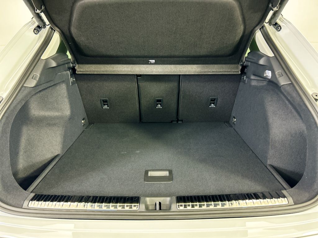 Thumbnail: 2026 Audi Q3 - 28