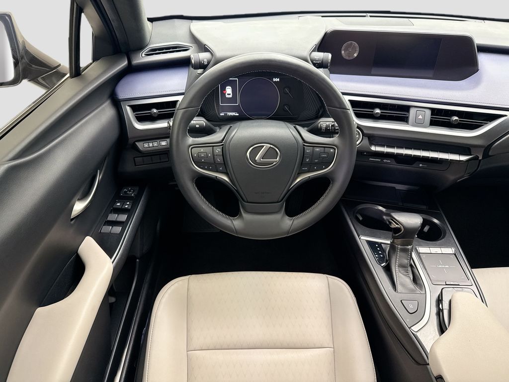 Thumbnail: 2019 Lexus UX - 10