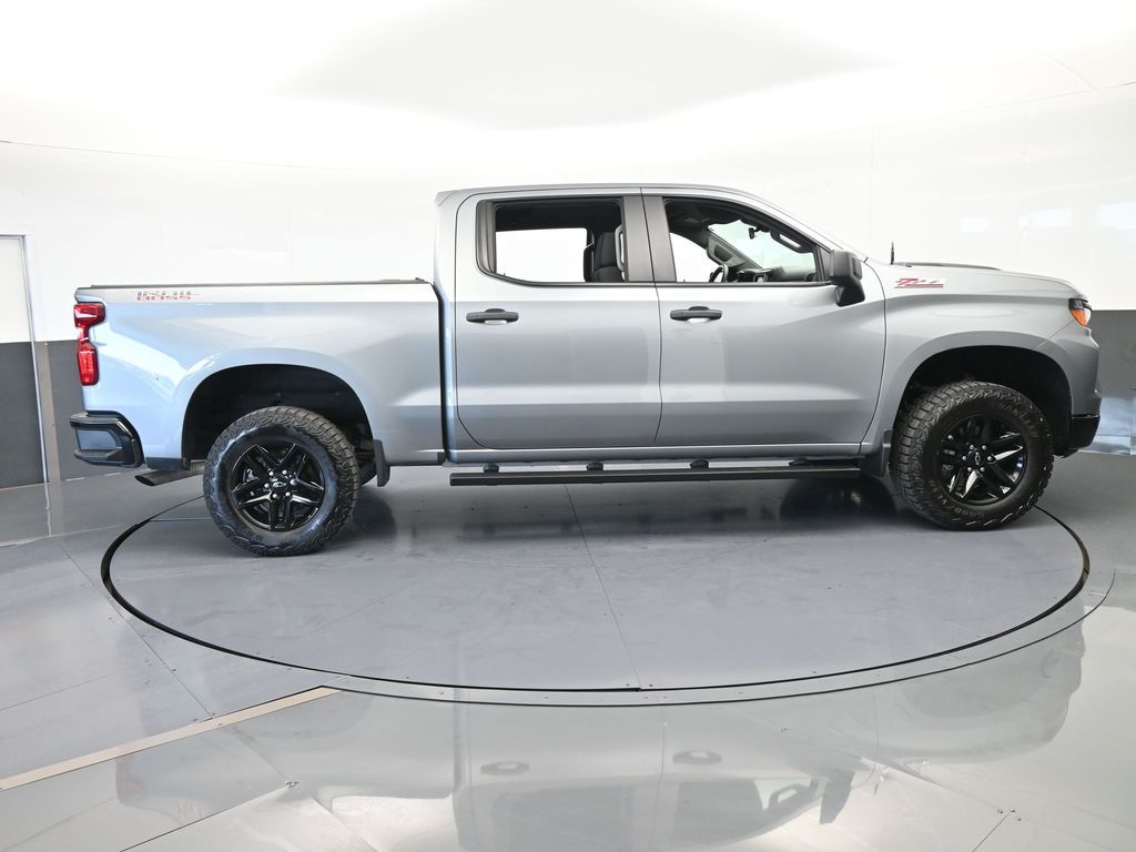 Used 2024 Sterling Gray Metallic Chevrolet Custom Trail Boss image 7