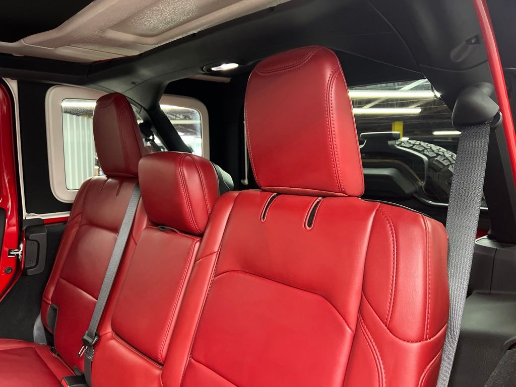 2024 Jeep Wrangler Rubicon 392 - 11