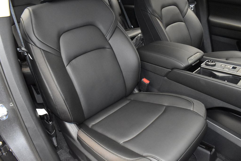 Thumbnail: 2025 Nissan Pathfinder - 26