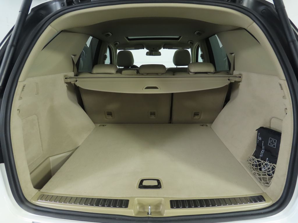 Thumbnail: 2015 Mercedes-Benz M-Class - 29