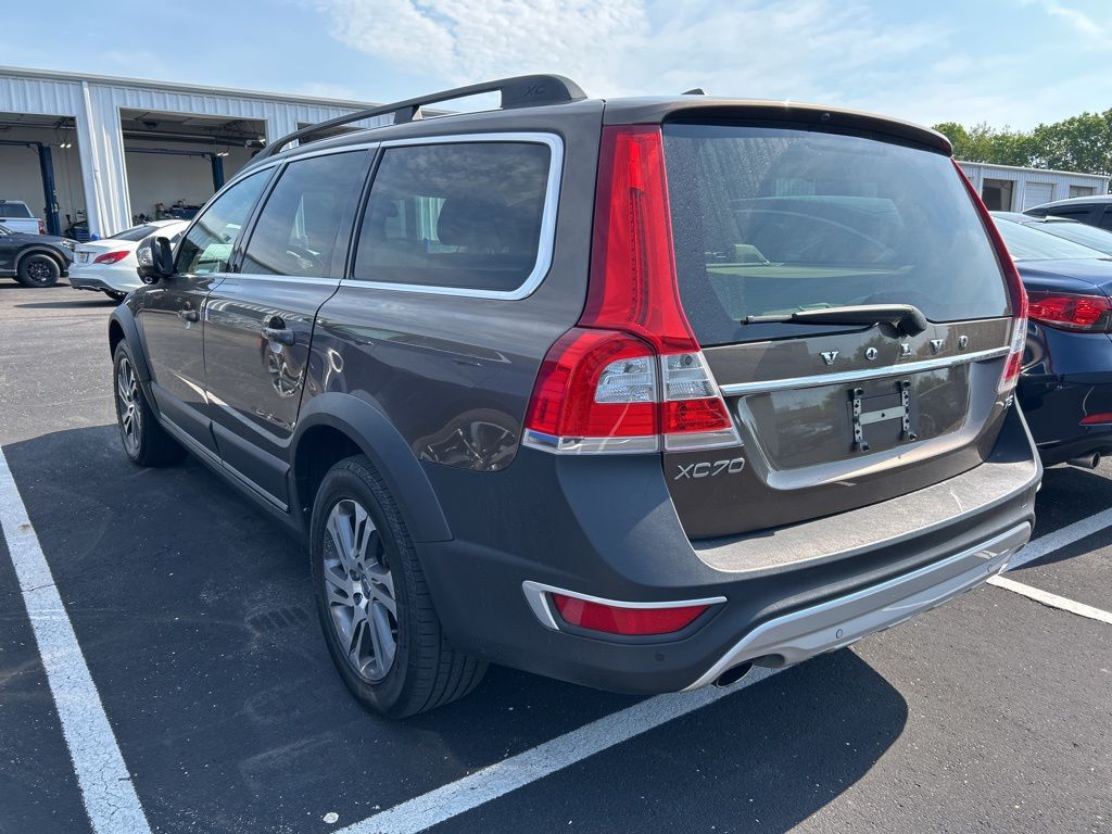 Thumbnail: 2015 Volvo XC70 - 2
